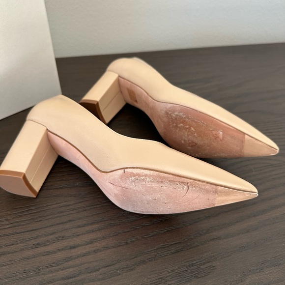 Stuart Weitzman leather neutral beige block heel pointed toe pumps - Picture 8 of 9